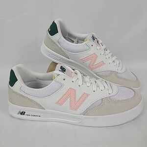 New Balance Men's CT300 V3 Sneaker White/Pink Sz 5.5 Men, 7.7 Women NIB